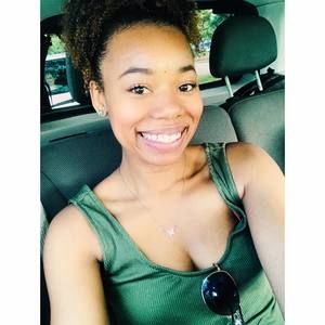 Meet your Posher, Jasmine